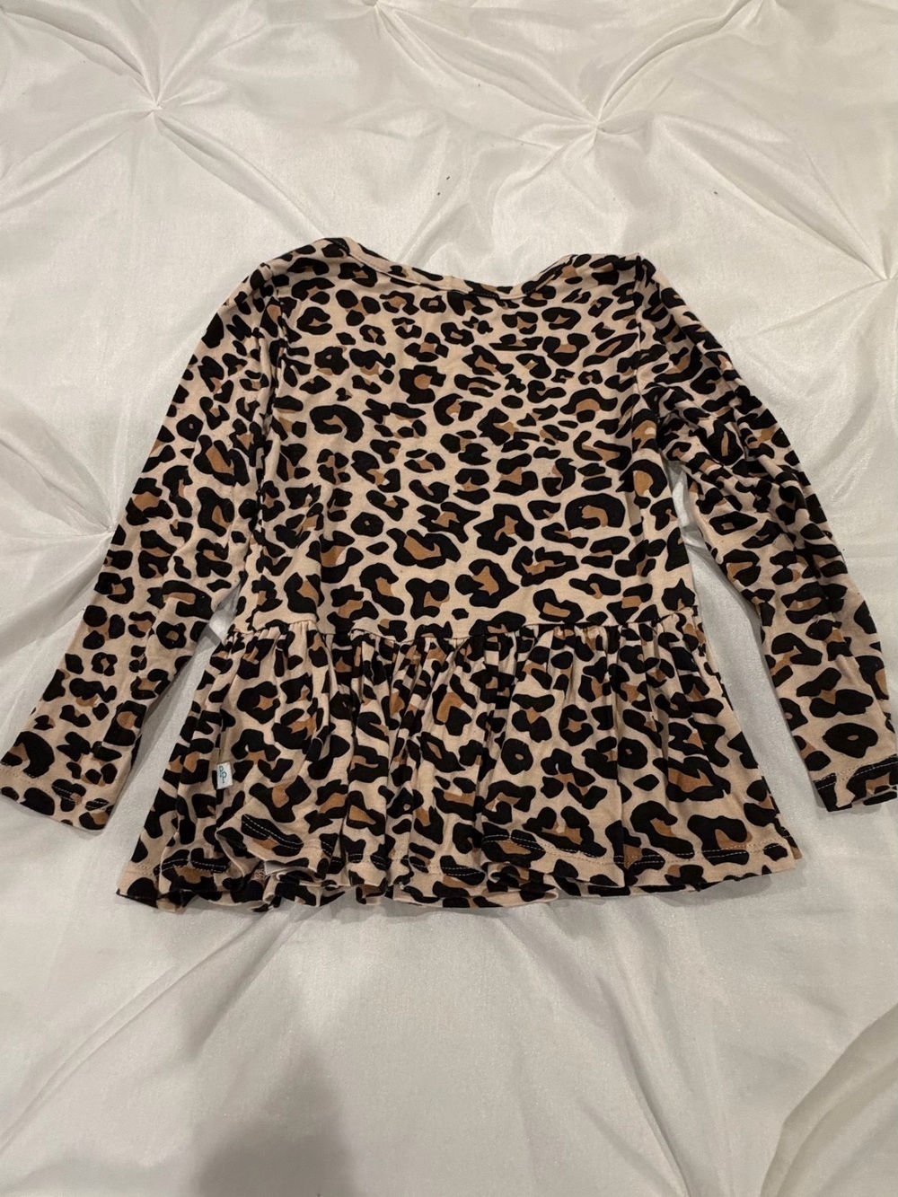 POSH PEANUT Girls' Leopard Ruffle-Hem Long Sleeve Top - Tan & Black Size 24m - Picture 5 of 5